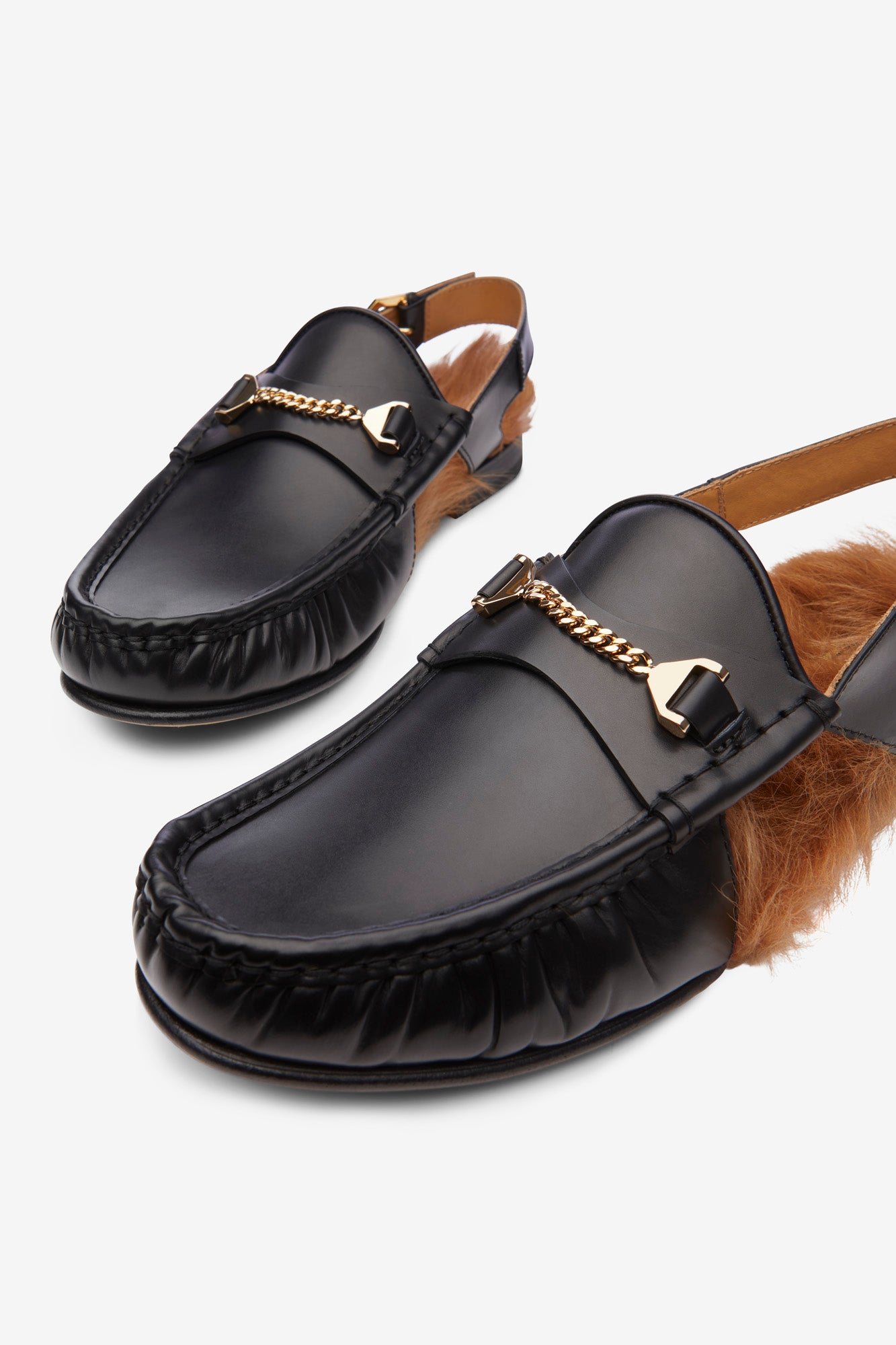 The Dude Moccasin Fur Black